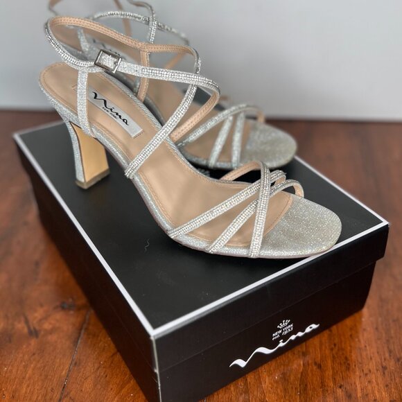 NINA Anna Sandal Heel True Silver Luna Shine 10M - Picture 3 of 7